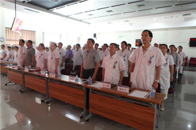 11、全體(ti)與會人(ren)員(yuan)起立 奏國(guo)歌.jpg